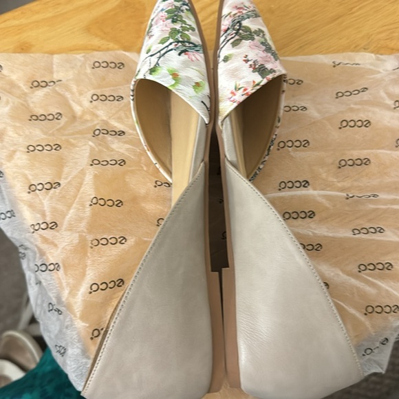 Two tone flats by Chinese laundry - Picture 4 of 5